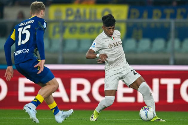 Napoli s Alisson Santos portrait in action during Hellas Verona FC vs SSC Napoli, Italian soccer Serie A match in Verona, Italy, February 28 2026  Copyright: xAlessioxMarini IPAxSportx xipa-agency.netx xx IPA_72159850 IPA_Agency_IPA72159850
