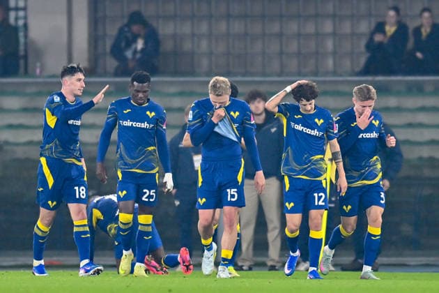 CALCIO - Serie A - Hellas Verona FC vs SSC Napoli Hellas Verona s Jean-Daniel Akpa Akpro celebrates after scoring a goal during Hellas Verona FC vs SSC Napoli, Italian soccer Serie A match in Verona, Italy, February 28 2026 Verona Italy  Copyright: xIPAxSport ABACAx