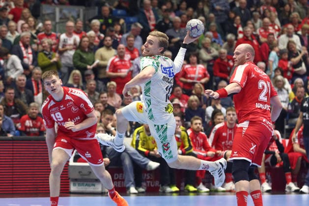 28 02 2026, xtgx, Handball, Daikin HBL, MT Melsungen SC Magdeburg v l Gisli Thorgeir Kristjansson Magdeburg, 10 throws goal, Torschuetze, scores goal, Treffer, scores the goal Kassel