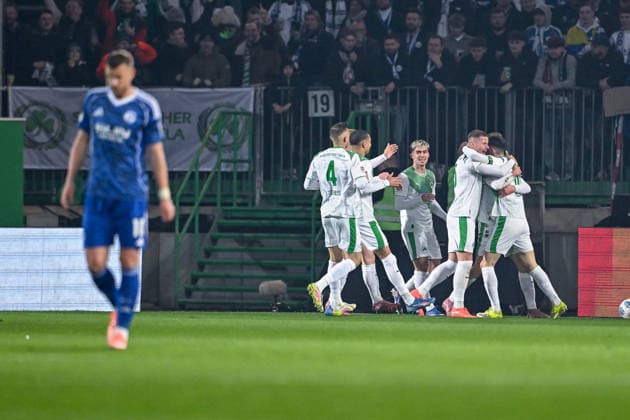 28 02 2026, Football, 2 Bundesliga, Season 2025 2026, Matchday 24, SpVgg Greuther Fürth FC Schalke 04, Dennis Srbeny SpVgg Greuther Fürth celebrates the goal for 1 0 xRHR PHOTO YYx Copyright: KROEGER RHR-FOTOx RHR-FOTO YY