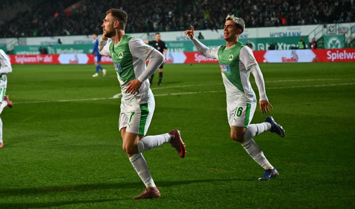 28 02 2026 Soccer Season 2025 2026 2 Soccer Bundesliga 24 Matchday SpVgg Greuther Fürth Kleeblatt SGF FC Schalke 04 Sportfoto Zink xwoxzix DFL regulations prohibit any use of photographs as image sequences and or quasi video only for editorial use Torjubel Jubel nach Treffer Torschuß zum 1 0 durch Dennis Srbeny 7, SpVgg Greuther Fürth f78 Aaron Keller 16, SpVgg Greuther Fürth