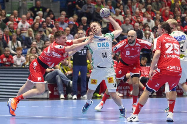 28 02 2026, xtgx, Handball, Daikin HBL, MT Melsungen SC Magdeburg v l Omar Ingi Magnusson Magdeburg, 14 throws goal, Torschuetze, erzielt Tor, Treffer, scores the goal Kassel
