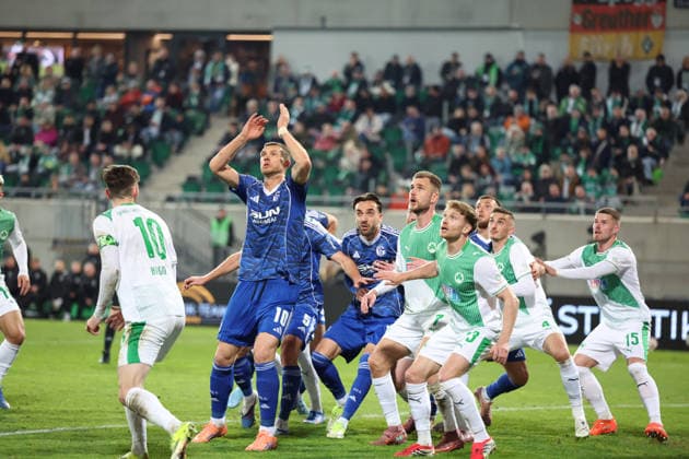 28 02 2026, xrekx, Soccer 2 Bundesliga, SpVgg Greuther Fuerth FC Schalke 04 v l Edin Dzeko FC Schalke 04 DFL DFB REGULATIONS PROHIBIT ANY USE OF PHOTOGRAPHS as IMAGE SEQUENCES and or QUASI VIDEO Fuerth