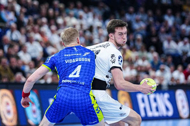 Ellidi Snaer Vidarsson VfL Gummersbach, 04 , Nikola Bilyk THW Kiel, 53 GER, THW Kiel vs VfL Gummersbach, Handball, 1 Bundesliga, Matchday 23, Season 2025 2026, 28 02 2026 GER, THW Kiel vs VfL Gummersbach, Handball, 1 Bundesliga, Matchday 23, Season 2025 2026, 28 02 2026 Kiel Copyright: xEibner-Pressefoto MarcelxvonxFehrnx EP_MFN