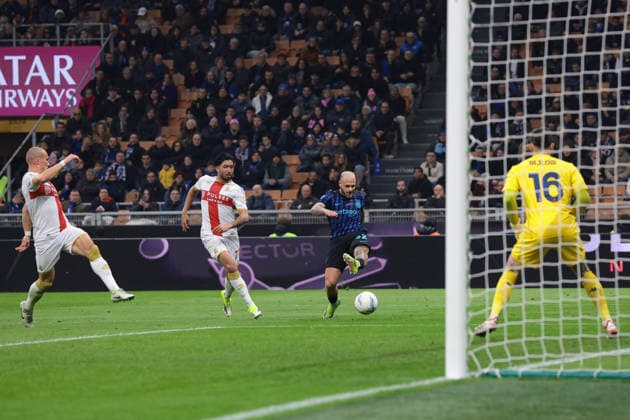 Milan, Italy, 28th February 2026. Federico Dimarco of FC Internazionale scores to give the hosts a 1-0 lead during the Internazionale vs Genoa Serie A match at Giuseppe Meazza, Milan. Picture credit should read: Jonathan Moscrop Sportimage EDITORIAL USE ONLY. No use with unauthorised audio, video, data, fixture lists, club league logos or live services. Online in-match use limited to 120 images, no video emulation. No use in betting, games or single club league player publications. SPI_009_INTER_GENOA_ SPI-4553-0009