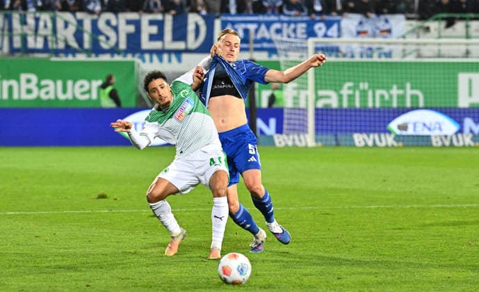 28 02 2026 Soccer Season 2025 2026 2 Soccer Bundesliga 24 Matchday SpVgg Greuther Fürth Kleeblatt SGF FC Schalke 04 Sportfoto Zink MeZi xmexzix DFL regulations prohibit any use of photographs as image sequences and or quasi video only for editorial use Sayfallah Ltaief 47, SpVgg Greuther Fürth Timo Becker 5, FC Schalke 04 S04, rechts