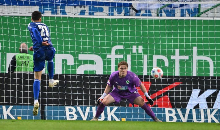 28 02 2026 Soccer Season 2025 2026 2 Soccer Bundesliga 24 Matchday SpVgg Greuther Fürth Kleeblatt SGF FC Schalke 04 Sportfoto Zink xwoxzix DFL regulations prohibit any use of photographs as image sequences and or quasi video only for editorial use Martin Wasinski 21, FC Schalke 04 S04 Silas Prüfrock 43, SpVgg Greuther Fürth Chance Torchance