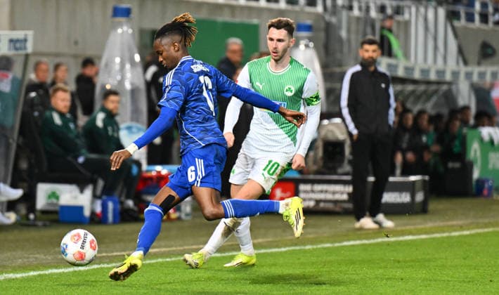 28 02 2026 Soccer Season 2025 2026 2 Soccer Bundesliga 24 Matchday SpVgg Greuther Fürth Kleeblatt SGF FC Schalke 04 Sportfoto Zink xwoxzix DFL regulations prohibit any use of photographs as image sequences and or quasi video only for editorial use Ron Schallenberg 6, FC Schalke 04 S04 Branimir Hrgota 10, SpVgg Greuther Fürth