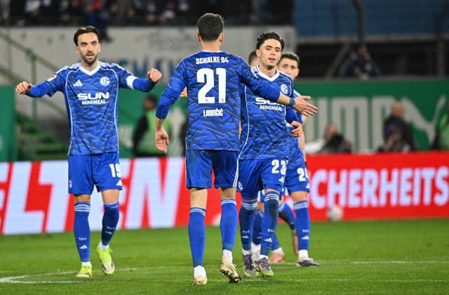 28 02 2026 Soccer Season 2025 2026 2 Soccer Bundesliga 24 Matchday SpVgg Greuther Fürth Kleeblatt SGF FC Schalke 04 Sportfoto Zink MeZi xmexzix DFL regulations prohibit any use of photographs as image sequences and or quasi video only for editorial use Torjubel Jubel Freude nach Tre zum 1 1 durch Martin Wasinski 21, FC Schalke 04 S04