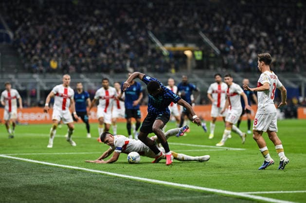 CALCIO - Serie A - Inter - FC Internazionale vs Genoa CFC Ange-Yoan Bonny of Inter FC in action during the Italian Serie A football match between Inter FC and Genoa Cfc serie A match on February 28th, 2026 at Giuseppe Meazza San Siro Siro stadium in Milan, Italy Milan Italy  Copyright: xIPAxSport ABACAx