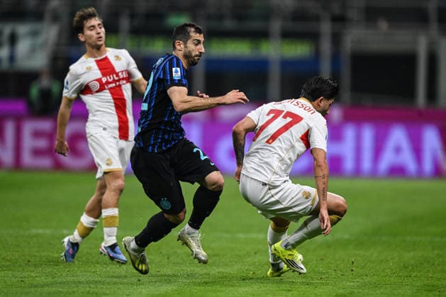 CALCIO - Serie A - Inter - FC Internazionale vs Genoa CFC Henrikh Mkhitaryan of Inter FC in action during the Italian Serie A football match between Inter FC and Genoa Cfc serie A match on February 28th, 2026 at Giuseppe Meazza San Siro Siro stadium in Milan, Italy Milan Italy  Copyright: xIPAxSport ABACAx