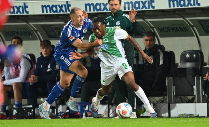 28 02 2026 Soccer Season 2025 2026 2 Soccer Bundesliga 24 Matchday SpVgg Greuther Fürth Kleeblatt SGF FC Schalke 04 Sportfoto Zink xwoxzix DFL regulations prohibit any use of photographs as image sequences and or quasi video only for editorial use Nikola Katic 25, FC Schalke 04 S04 Noel Futkeu 9, SpVgg Greuther Fürth
