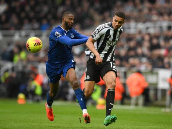Malick Thiaw of Newcastle United (right) and Beto of Everton Newcastle United v Everton, Premier League, Football, St James Park, Newcastle, UK - 28 Feb 2026Newcastle St James Park United Kingdom EDITORIAL USE ONLY No use with unauthorised audio, video, data, fixture lists, club league logos or live services. Online in-match use limited to 120 images, no video emulation. No use in betting, games or single club league player publications.  Copyright: xRichardxLee Shutterstockx 16708426cb