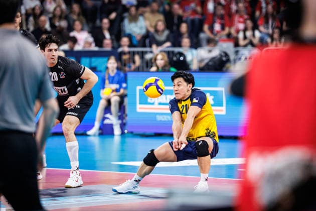 28 02 2026, SAP Arena, Mannheim Volleyball, DVV Pokal Final, VfB Friedrichshafen vs SVG Lüneburg Lueneburg Acceptance Sho Takahashi 21 Lueneburg Libero