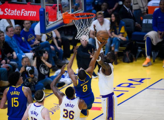 NBA, Basketball Herren, USA Los Angeles Lakers vs Golden State Warriors in San Francisco SAN FRANCISCO, CALIFORNIA - FEBRUARY 28: De Anthony Melton of Warriors goes for basket during the NBA game 31 between Los Angeles Lakers and Golden State Warriors in San Francisco at Chase Center on February 28, 2026 in San Francisco, California, United States. Tayfun Coskun Anadolu California United States. Editorial use only. Please get in touch for any other usage.  Copyright: x2026xAnadoluxTayfunxCoskunx