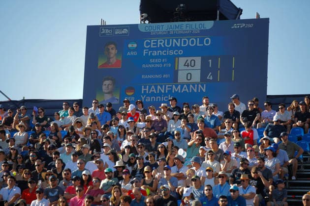 Chile Open 2026 ATP, Tennis Herren 250) On February 28, 2026, in Santiago de Chile, Chile, Argentina s Francisco Cerundolo plays against Germany s Yannick Hanfmann in the singles semifinal match at the Chile Open 2026 (ATP 250) held at Court Central of San Carlos de Apoquindo. Santiago Chile  Copyright: xReinaldoxUbillax originalFilename:ubilla-notitle260228_npZ0v.jpg