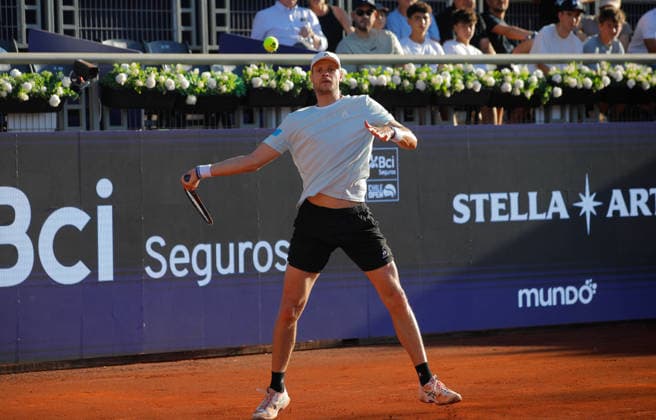 Chile Open 2026 ATP, Tennis Herren 250) On February 28, 2026, in Santiago de Chile, Chile, Germany s Yannick Hanfmann returns a shot during his singles semifinal match against Argentina s Francisco Cerundolo at the Chile Open 2026 (ATP 250) held at Court Central of San Carlos de Apoquindo. Santiago Chile  Copyright: xReinaldoxUbillax originalFilename:ubilla-notitle260228_npN6C.jpg