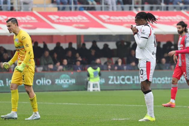 AC Milan™s Rafael Leao during the Serie A soccer match between Cremonese and Milan at the Giovanni Zini Stadium in Cremona Italy - Sunday, march 1 2026 - Soccer .  Copyright: xAlbertoxMariani LaPressex