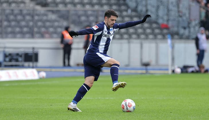 Josip Brekalo on the ball Single image Crop action Sport Soccer Football DFL 2 Bundesliga Men 24 Matchday Season 2025 2026 01 03 2026 Hertha BSC Berlin vs 1 FC Nürnberg FCN DFL regulations prohibit any use of photographs as image sequences and or quasi video