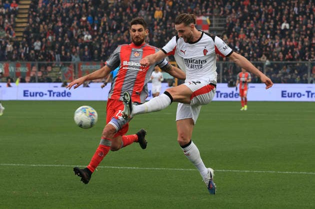 March 1, 2026, Cremona: AC Milan s FC Adrien Rabiot of AC Milan plays the ball during the italian soccer,Serie A match between US Cremonese vs AC Milan on March 01, 2026 at the Giovanni Zini stadium in Cremona, Italy. ANSA Serie A: Cremonese-Milan  - ZUMAa110 20260301_zaf_a110_140 Copyright: xDavidexCasentinix