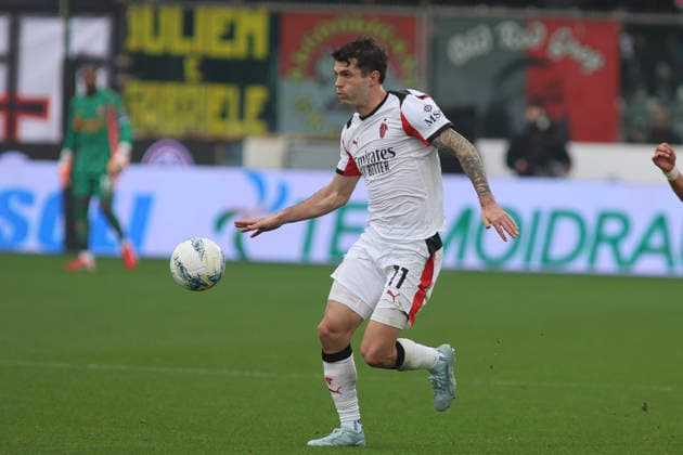 March 1, 2026, Cremona: AC Milan s Christian Pulisic play the ball during the italian soccer,Serie A match between US Cremonese vs AC Milan on March 01, 2026 at the Giovanni Zini stadium in Cremona, Italy. ANSA Serie A: Cremonese-Milan  - ZUMAa110 20260301_zaf_a110_147 Copyright: xDavidexCasentinix