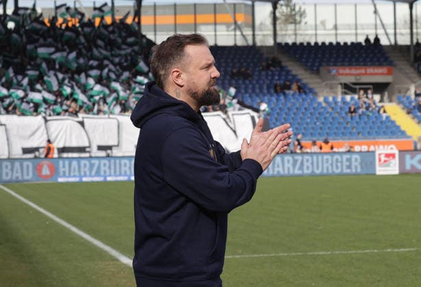 Happy about the 1 0 Head Coach Heiner Backhaus Eintracht Braunschweig Football, Men, Season 2025 2026 2 BL, Eintracht Stadion, Eintracht Braunschweig vs SC Preussen Muenster DFL REGULATIONS PROHIBIT ANY USE OF PHOTOGRAPHS AS IMAGE SEQUENCES AND OR QUASI VIDEO