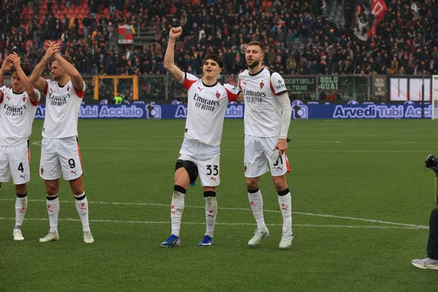 March 1, 2026, Cremona, ITALY: AC Milan s Davide Bartesaghi and AC Milan s Strahinja Pavlovic celebrate the victory at the end of the italian soccer,Serie A match between US Cremonese vs AC Milan on March 01, 2026 at the Giovanni Zini stadium in Cremona, Italy. ANSA . Soccer: Serie A; Cremonese Vs Milan  - ZUMAa110 20260301_zaf_a110_168 Copyright: xDavidexCasentinix