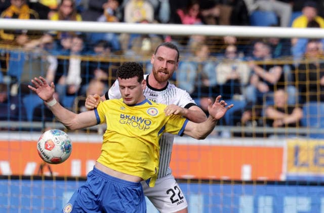 Jannis Heuer SC Preussen Muenster , Erencan Yardimci Eintracht Braunschweig Football, Men, Season 2025 2026 2 BL, Eintracht Stadion, Eintracht Braunschweig vs SC Preussen Muenster DFL REGULATIONS PROHIBIT ANY USE OF PHOTOGRAPHS AS IMAGE SEQUENCES AND OR QUASI VIDEO