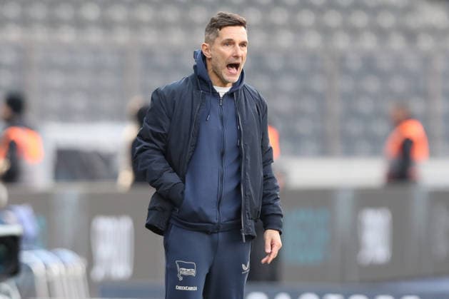 01 03 2026, xtgx, Fußball 2 Bundesliga Hertha BSC Berlin 1 FC Nuernberg emspor, v l Stefan Leitl Hertha, Trainer gibt Anweisungen, gestikuliert mit den Armen, gesticulate, gives instructions DFL DFB REGULATIONS PROHIBIT ANY USE OF PHOTOGRAPHS as IMAGE SEQUENCES and or QUASI VIDEO Berlin