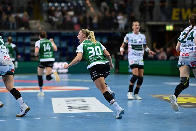 Handball I Women I Season 2025 2026 I 1 HBF I 19 Matchday I VfL Oldenburg FRISCH AUF Göppingen I 01 03 2026 Cheers, excitement, enthusiasm, euphoria, joy, happiness, cheerfulness at Jenny Behrend 30, VfL Oldenburg Oldenburg EWE Arena Niedersachsen Germany Copyright: xLobeca FelixxSchlikisx
