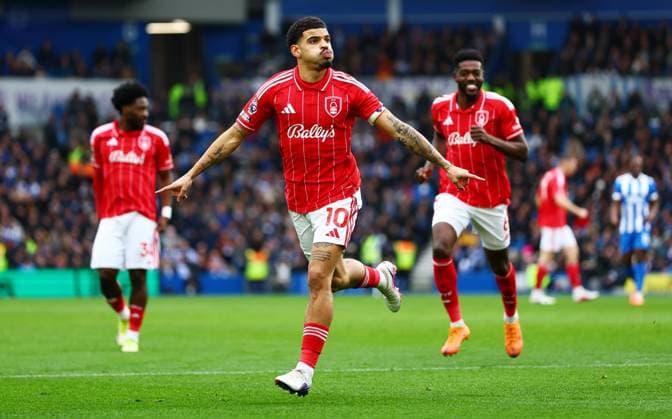 Morgan Gibbs-White of Nottingham Forest celebrates scoring a goal after making the score 1-1. Brighton and Hove Albion v Nottingham Forest, Premier League, Football, American Express Community Stadium, Brighton, UK - 01 Mar 2026Brighton American Express Community Stadi United Kingdom EDITORIAL USE ONLY No use with unauthorised audio, video, data, fixture lists, club league logos or live services. Online in-match use limited to 120 images, no video emulation. No use in betting, games or single club league player publications. Copyright: xJamesxMarsh Shutterstockx 16708839ab