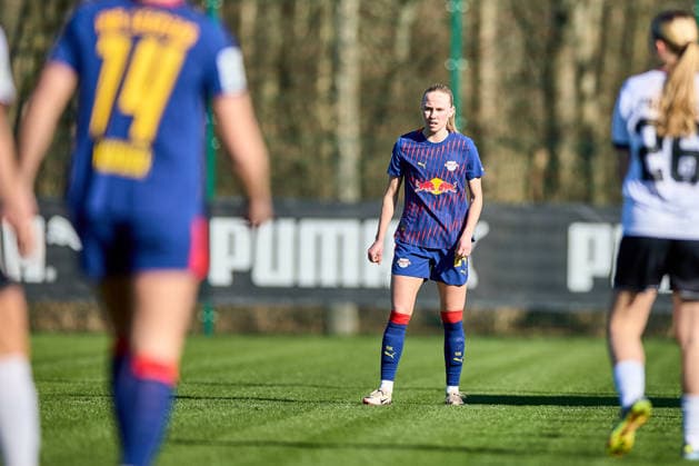 01 03 2026, GER, Womens soccer, Test match, 2025 2026, RB Leipzig FC Ingolstadt Nikoline Dudek 24, RB Leipzig , free pose, concentrated view Leipzig training center of the Red Bull Saxony Germany