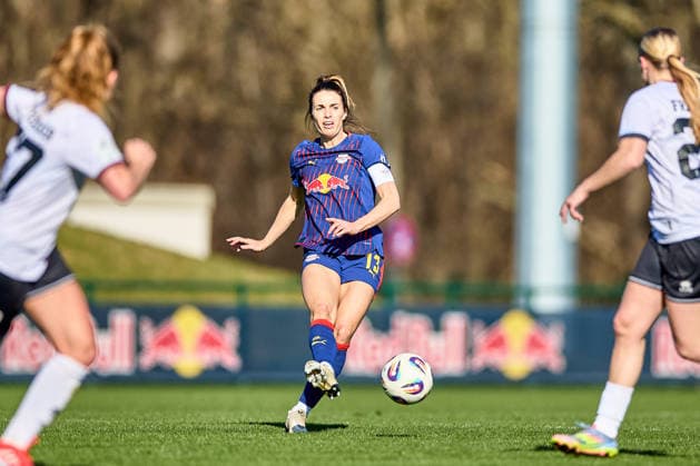 01 03 2026, GER, womens soccer, test match, 2025 2026, RB Leipzig FC Ingolstadt Sandra Starke 13, RB Leipzig , free pose, action, with ball, shot Leipzig training center of the Red Bull Saxony Germany