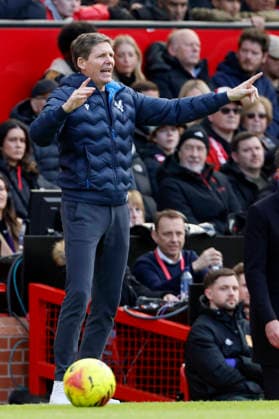 Manchester United, ManU v Crystal Palace - Premier League Oliver Glasner, Manager of Crystal Palace on the side line during the Premier League match between Manchester United and Crystal Palace at Old Trafford on March 1, 2026 in Manchester, England. WARNING! This Photograph May Only Be Used For Newspaper And Or Magazine Editorial Purposes. May Not Be Used For Publications Involving 1 player, 1 Club Or 1 Competition Without Written Authorisation From Football DataCo Ltd. For Any Queries, Please Contact Football DataCo Ltd on +44 (0) 207 864 9121 Manchester Old Trafford England United Kingdom Copyright: xAllstarxPicturexLibraryxLtdx