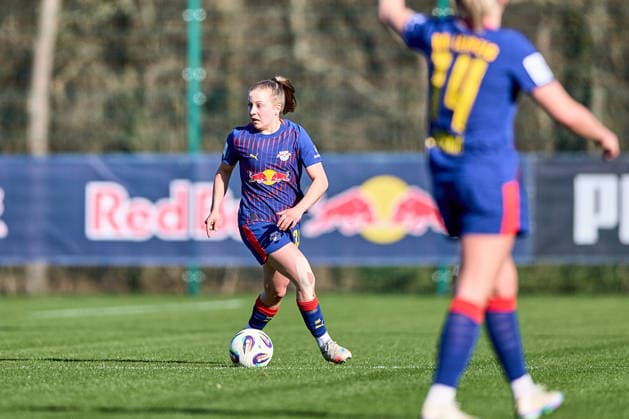 01 03 2026, GER, womens soccer, test match, 2025 2026, RB Leipzig FC Ingolstadt Luca Graf 26, RB Leipzig , free pose, action, with ball Leipzig training center of the Red Bull Saxony Germany