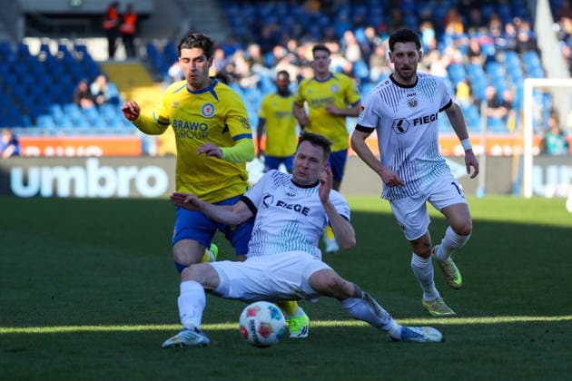 Braunschweig vs Münster, 2 BL Braunschweig, 01 03 2026, Football, Men, 2 BL, Season 2025 2026, Eintracht Braunschweig vs SC Preußen Münster Grant Leon Ranos Eintracht Braunschweig , Paul Jaeckel Münster DFL DFB REGULATIONS PROHIBIT ANY USE OF PHOTOGRAPHS as IMAGE SEQUENCES and or QUASI VIDEO Stadion an der Hamburger Straße Niedersachsen Germany