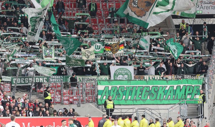 Stuttgart, Soccer Bundesliga, Matchday 20, VfB Stuttgart vs VfL Wolfsburg, Fans Wolfsburg
