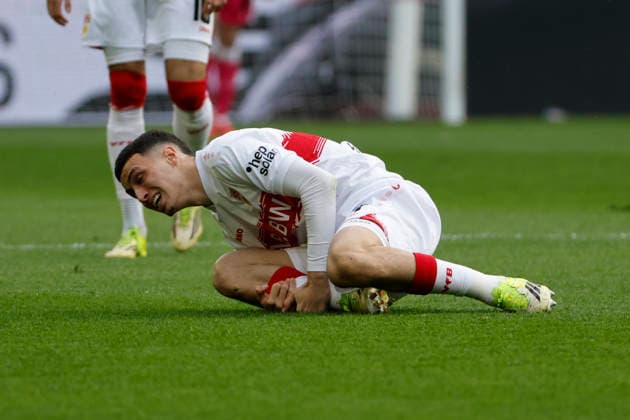 Bilal El Khannouss VfB Stuttgart, 11 injured on the ground , Germany, Football, 1 Bundesliga, 24 Matchday, 2025 2026, VfB Stuttgart vs VfL Wolfsburg, 01 03 2026, Stuttgart MHP Arena Germany Copyright: xGrantxHubbsx
