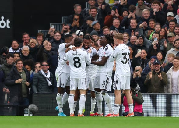 1st March 2026; Craven Cottage, Fulham, London, England; Premier League Football, Fulham versus Tottenham Hotspur; Alex Iwobi of Fulham celebrates after scoring his sides 2nd goal in the 34th minute to make 2-0  JPxFletcher Content restricted for UK based newspaper
