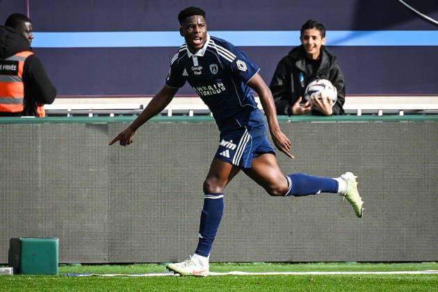 March 1, 2026, Paris, France, France: Marshall MUNETSI of Paris FC celebrates his goal during the Ligue 1 match between Paris FC and OGC Nice at Jean-Bouin Stadium on March 01, 2026 in Paris, France. Paris FC V OGC Nice - Ligue 1  - ZUMAm308 20260301_zsp_m308_007 Copyright: xMatthieuxMirvillex