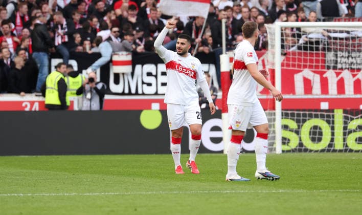 01 03 2026, Germany, Stuttgart, Soccer Bundesliga, Matchday 20, VfB Stuttgart vs VfL Wolfsburg, Cheering after the 1 0 goal, Scorer Deniz Undav VfB