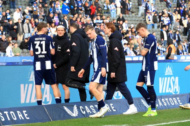 DEU, DFL, 2 FBL, Hertha BSC vs 1 FC Nuernberg, 01 03 2026, Berliner Olympiastadion, Berlin, DEU, DFL, 2 FBL, Hertha BSC vs 1 FC Nuernberg, im Bild Hertha Spielerkreis DFL regulations prohibit any use of Photographs as image sequences and or quasi video nordphotoxGmbHx xEngler nph00076
