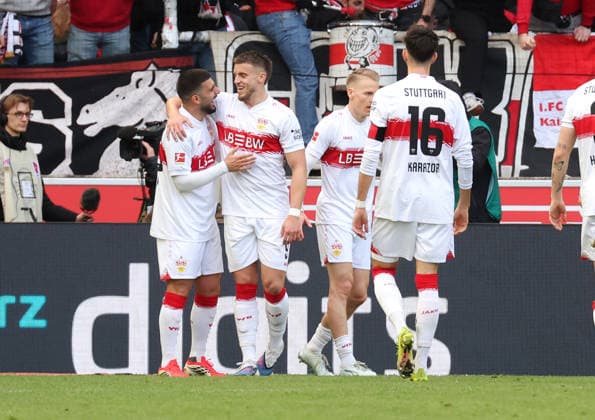 01 03 2026, Germany, Stuttgart, Soccer Bundesliga, Matchday 20, VfB Stuttgart vs VfL Wolfsburg, Cheering after the 1 0 goal, Scorer Deniz Undav VfB next to Ermedin Demirovic VfB