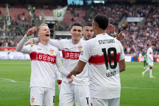 Goal for 2 0 by Jamie Leweling VfB Stuttgart 18 Cheers, Goal celebration, Celebrates his goal with Chris Fuehrich VfB Stuttgart, 10 , Bilal El Khannouss VfB Stuttgart, 11 , Ermedin Demirovic VfB Stuttgart, 09 GER, VfB Stuttgart vs VfL Wolfsburg, Football, Men, 1 Bundesliga, 24 Matchday, Season 2025 2026, 01 03 2026, DFL DFB REGULATIONS PROHIBIT ANY USE OF PHOTOGRAPHS AS IMAGE SEQUENCES AND OR QUASI VIDEO, GER, VfB Stuttgart vs VfL Wolfsburg, Football, Men, 1 Bundesliga, 24 Matchday, Season 2025 2026, 01 03 2026 Stuttgart Copyright: xEibner-Pressefoto WolfgangxFrankx EP_WFK