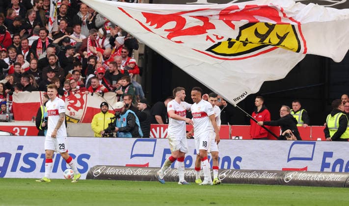 01 03 2026, Germany, Stuttgart, Soccer Bundesliga, Matchday 20, VfB Stuttgart vs VfL Wolfsburg, Celebration after the 3 0 goal, f l Finn Jeltsch VfB , Ermedin Demirovic VfB , Scorer Jamie Leweling VfB