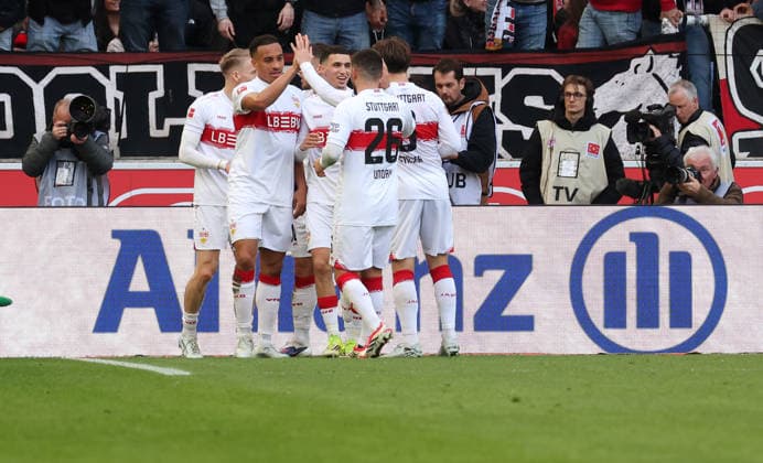 01 03 2026, Germany, Stuttgart, Soccer Bundesliga, Matchday 20, VfB Stuttgart vs VfL Wolfsburg, Cheering after the 2 0 goal, Scorer Jamie Leweling VfB