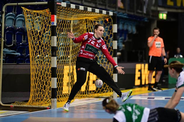 Handball I Women I Season 2025 2026 I 1 HBF I 19 Matchday I VfL Oldenburg FRISCH AUF Göppingen I 01 03 2026 Petra Hlogyik 72, FRISCH AUF Göppingen in goal Oldenburg EWE Arena Niedersachsen Germany Copyright: xLobeca FelixxSchlikisx