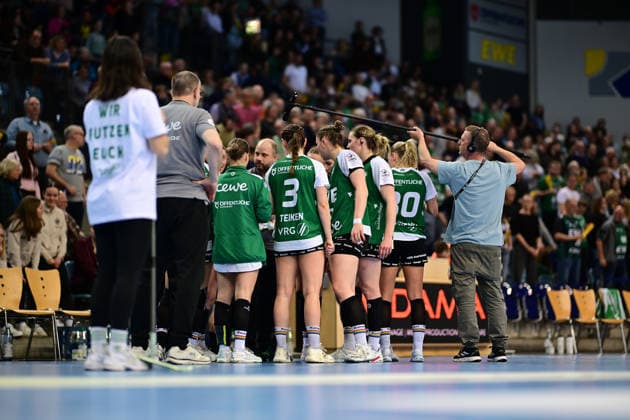 Handball I Women I Season 2025 2026 I 1 HBF I 19 Matchday I VfL Oldenburg FRISCH AUF Göppingen I 01 03 2026 VfL Oldenburg Women together Oldenburg EWE Arena Lower Saxony Germany Copyright: xLobeca FelixxSchlikisx
