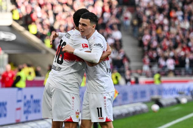 Bundesliga VfB Stuttgart VfL Wolfsburg 01 03 2026 STUTTGART, GERMANY 01 MARCH Stuttgart cheers after Jamie LEWELING scored to make it 3 0 VfB Stuttgart 18 goal goal scorer joy Happy during the Bundesliga match between VfB Stuttgart and VfL Wolfsburg on matchday 24 at the MHP Arena DFL REGULATIONS PROHIBIT ANY USE OF PHOTOGRAPHS AS IMAGE SEQUENCES AND OR QUASI VIDEO Copyright: xBEAUTIFULxSPORTS Goldbergx