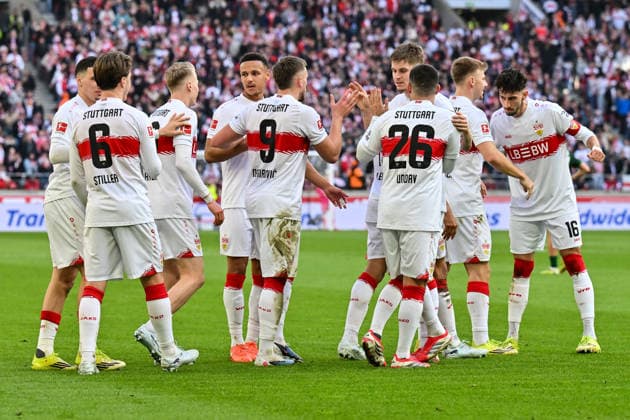 Bundesliga VfB Stuttgart VfL Wolfsburg 01 03 2026 STUTTGART, GERMANY 01 MARCH Stuttgart cheers after Jamie LEWELING scored to make it 3 0 VfB Stuttgart 18 goal goal scorer joy Happy during the Bundesliga match between VfB Stuttgart and VfL Wolfsburg on matchday 24 at the MHP Arena DFL REGULATIONS PROHIBIT ANY USE OF PHOTOGRAPHS AS IMAGE SEQUENCES AND OR QUASI VIDEO Copyright: xBEAUTIFULxSPORTS Goldbergx